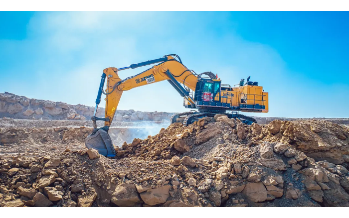 高端突破 装备优美丨pp电子矿山机械批量远赴非洲