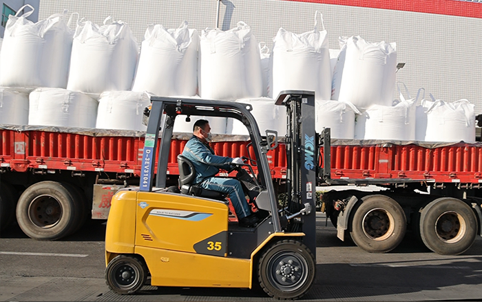 pp电子新能源叉车为食物工厂绿色、高效生产保驾护航