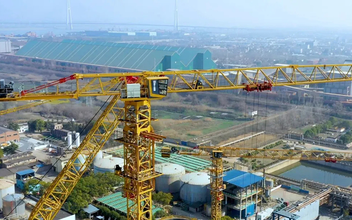 双塔聚力 | pp电子塔机奋战石化标杆工程