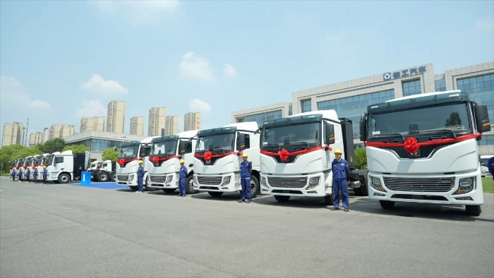 目的地：大西北！100台pp电子新能源重卡满电启程